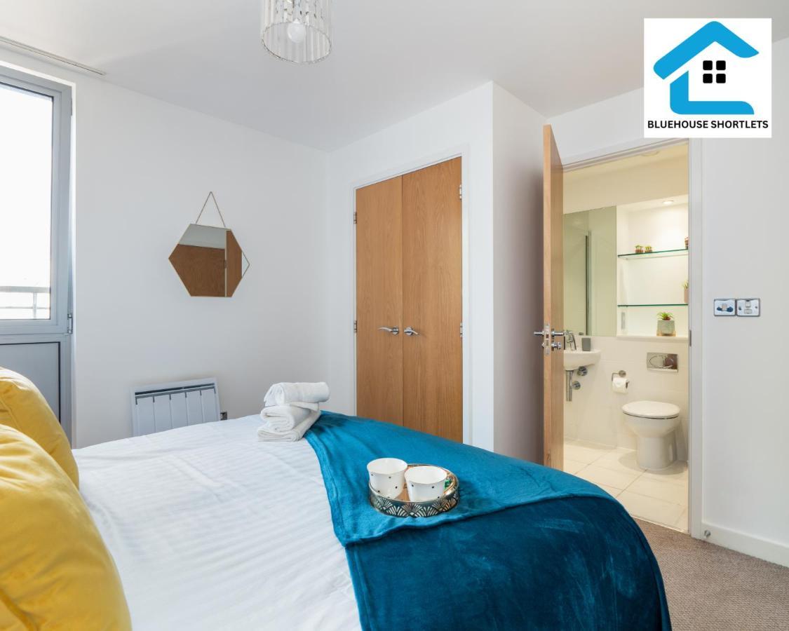 Great Price Ideal Location Near Gunwharf Quays By Blue House Short Lets Portsmouth With Free Parking 외부 사진