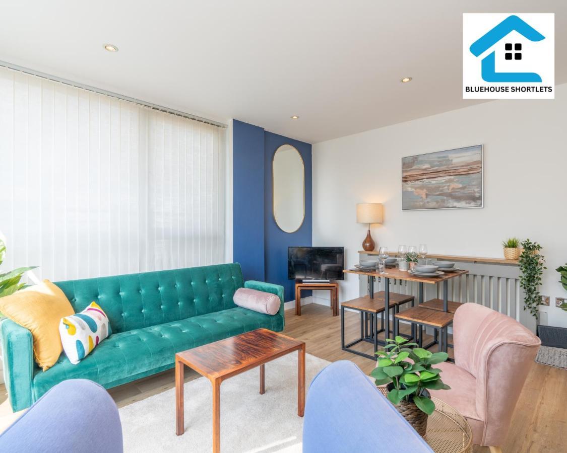 Great Price Ideal Location Near Gunwharf Quays By Blue House Short Lets Portsmouth With Free Parking 외부 사진